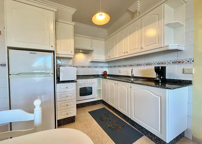 Costa Almar * Caleta de Interián